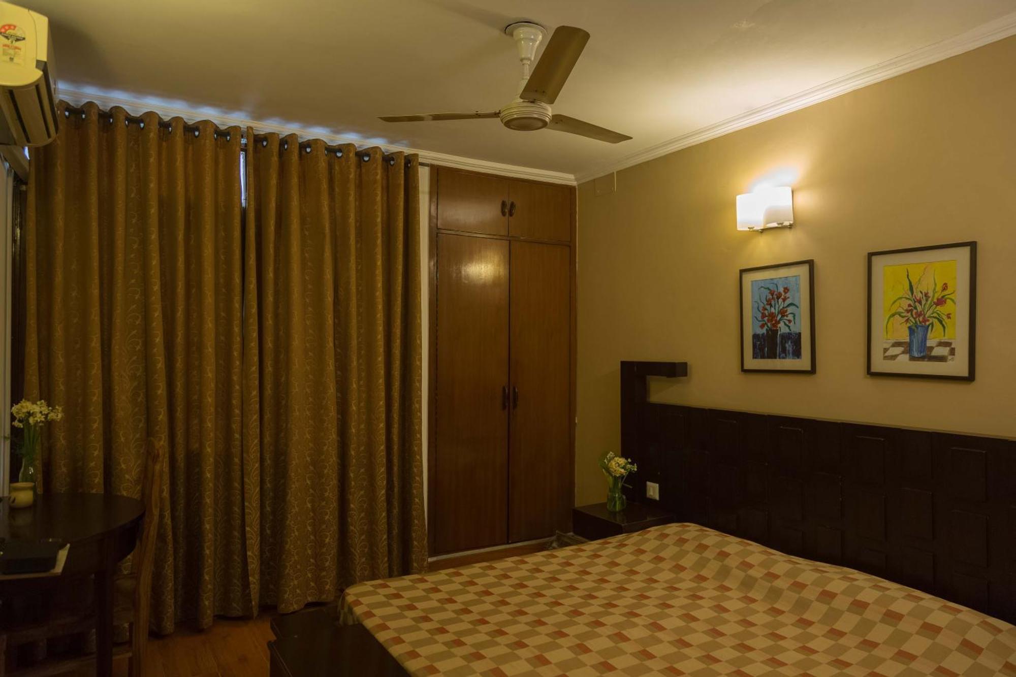 In Bb - Hauz Khas 3