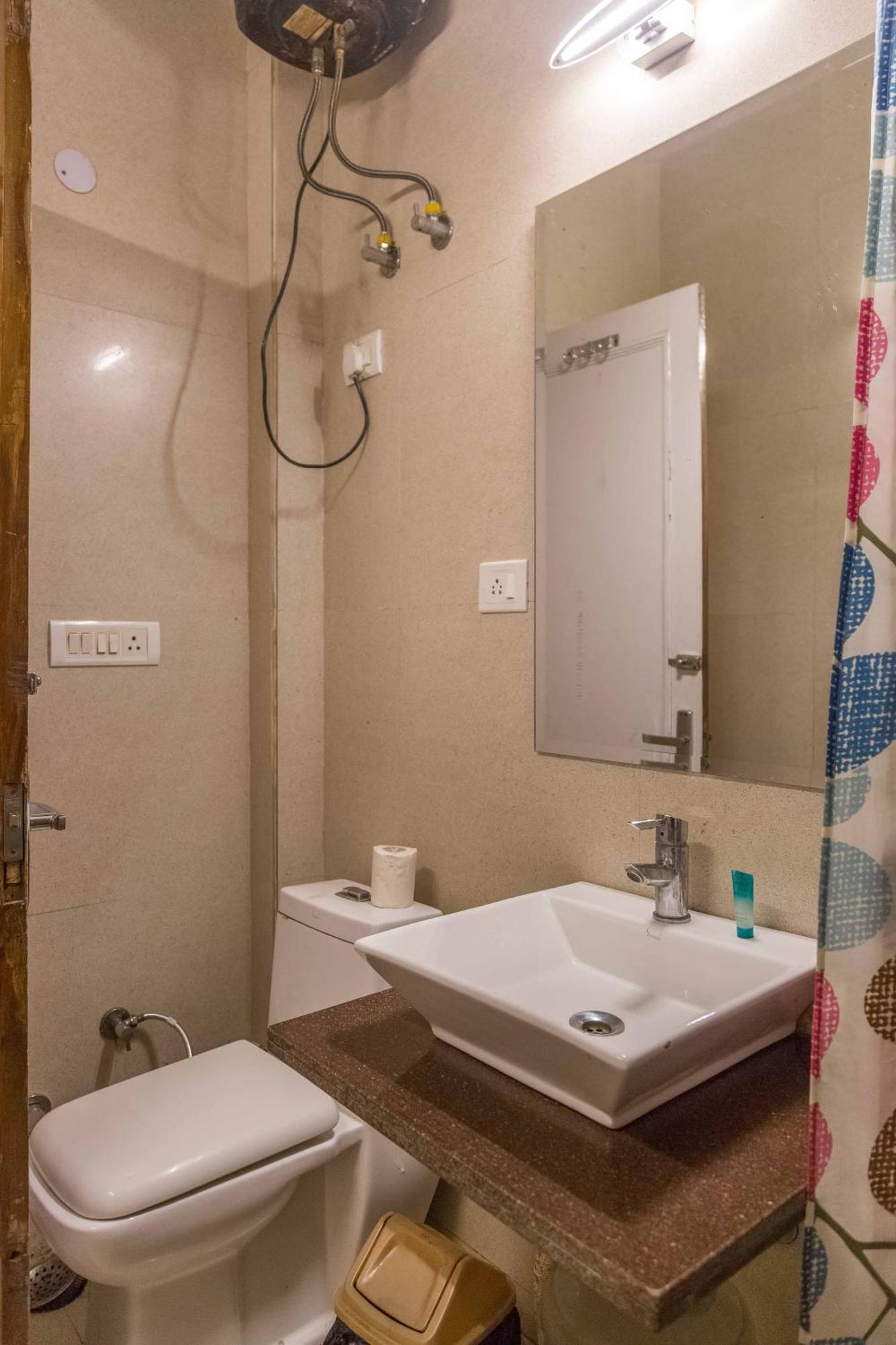 In Bb - Hauz Khas 3 * New Delhi